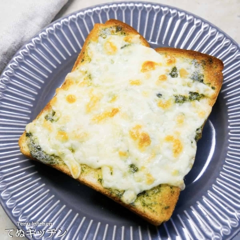 塗って焼くだけで最高！てぬキッチンさんの「簡単トースト」