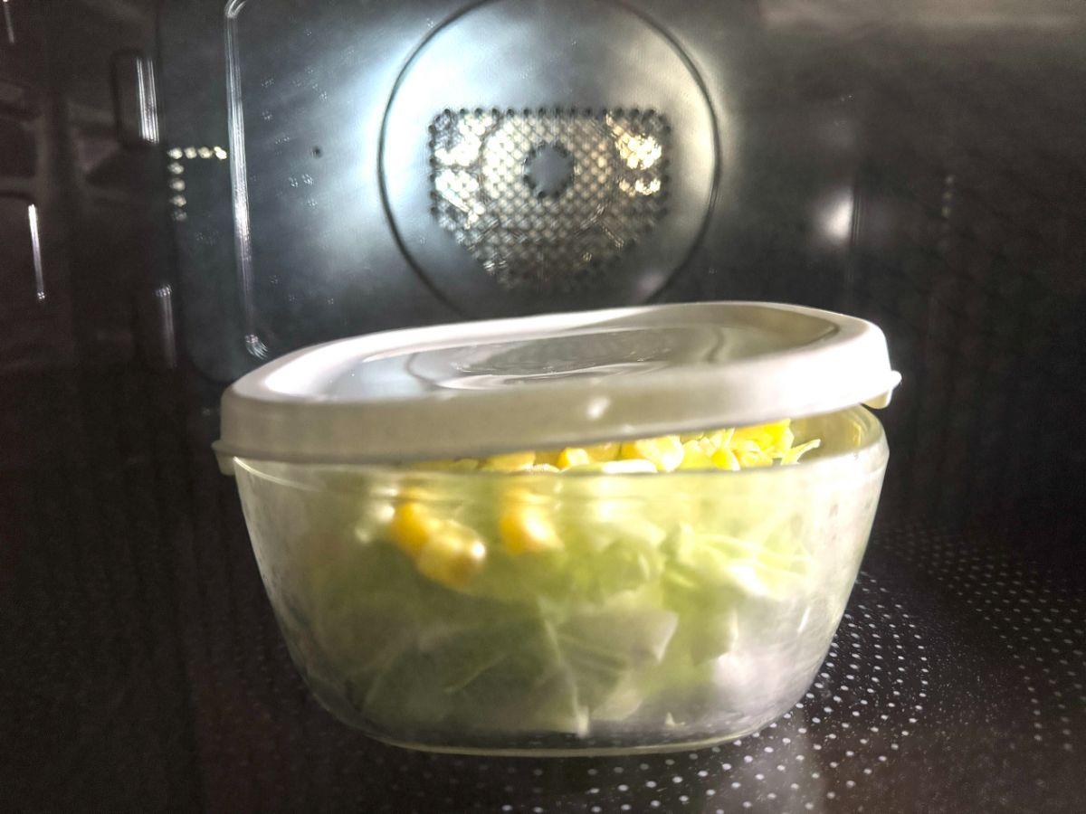 「春キャベツとコーンのおかか和え」レシピ