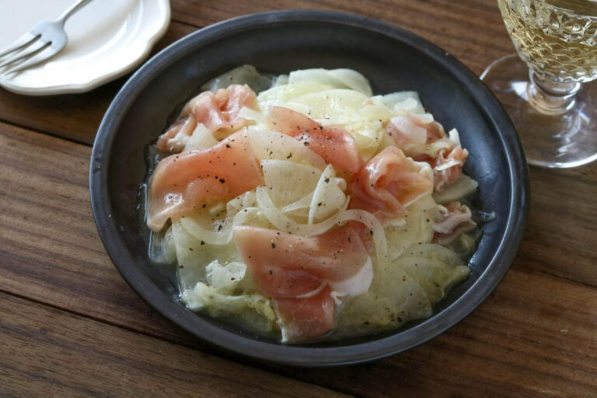 旬のみずみずしさを味わう。料理家・神田えり子さんの新玉ねぎレシピ5選