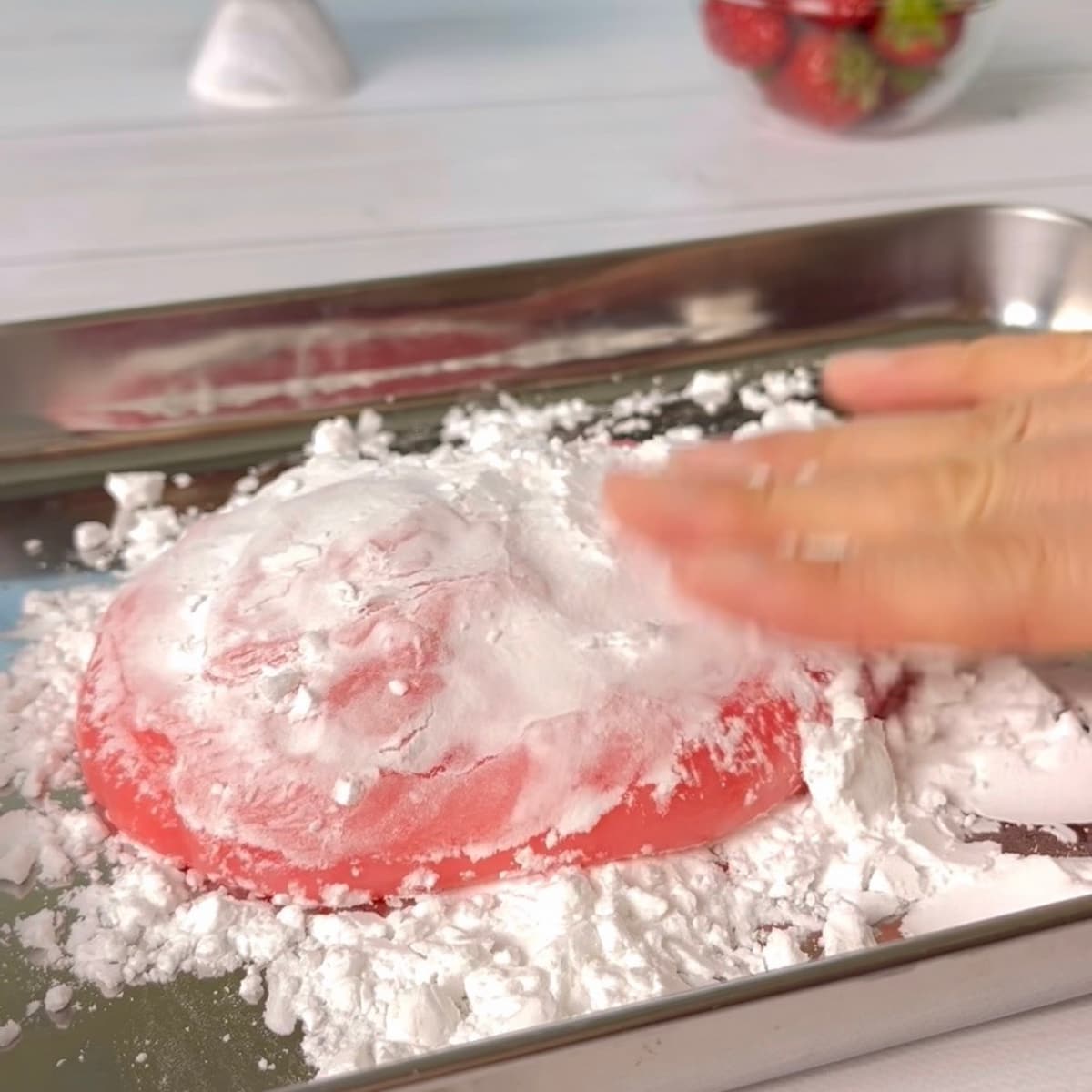 いちごクリーム大福