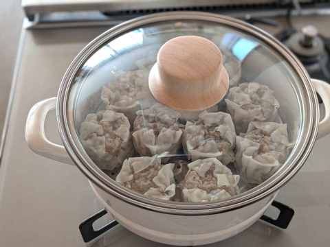 蒸すのも煮るのもこれ1台！鍋を増やしたくないわたしが、18cmのマルチ鍋を推す理由