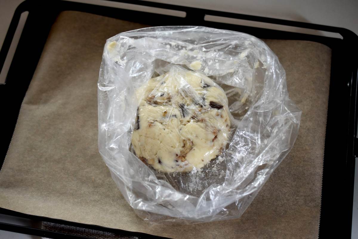 チョコナッツスコーン