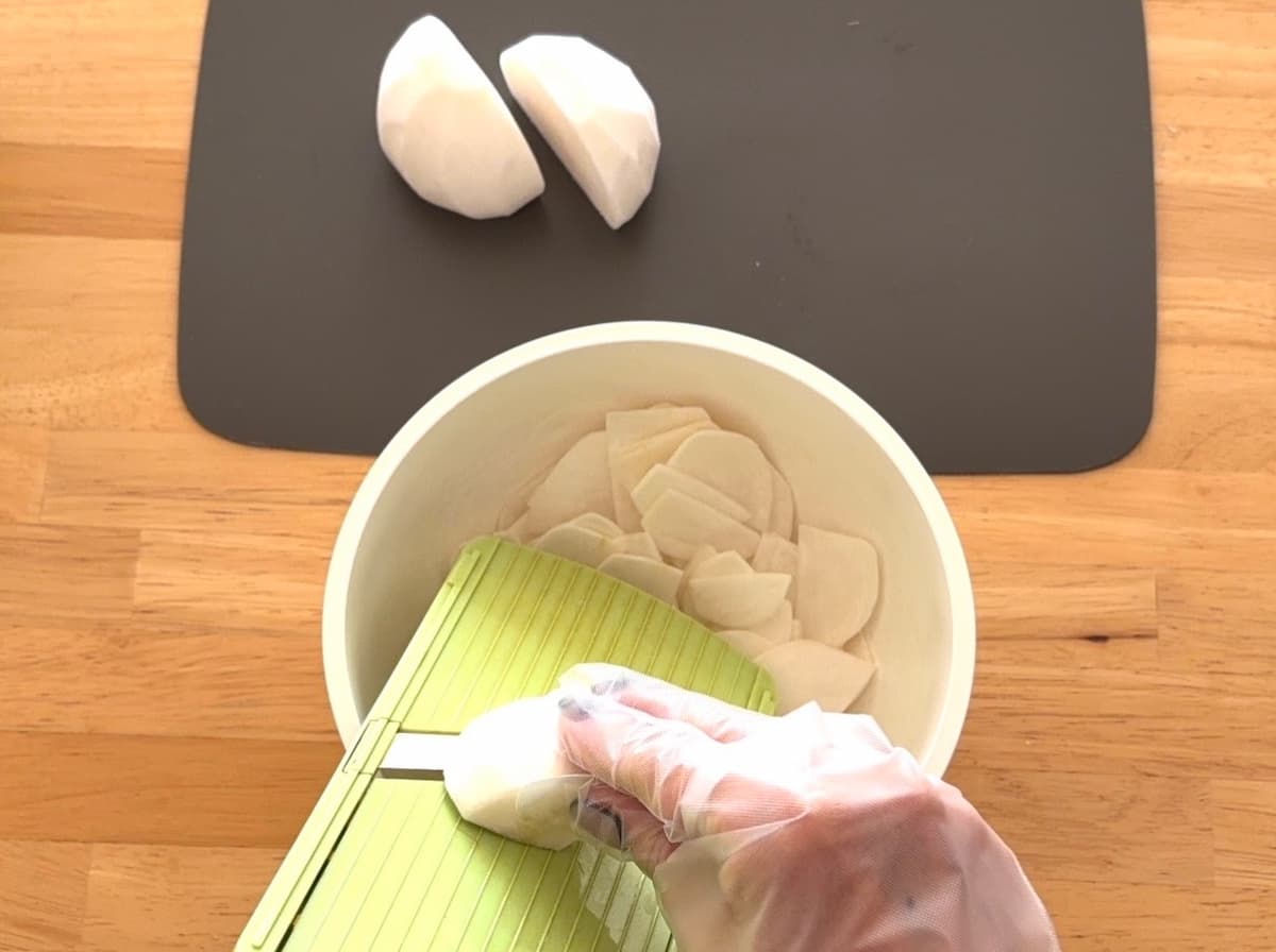 春かぶと生ハムのマリネ