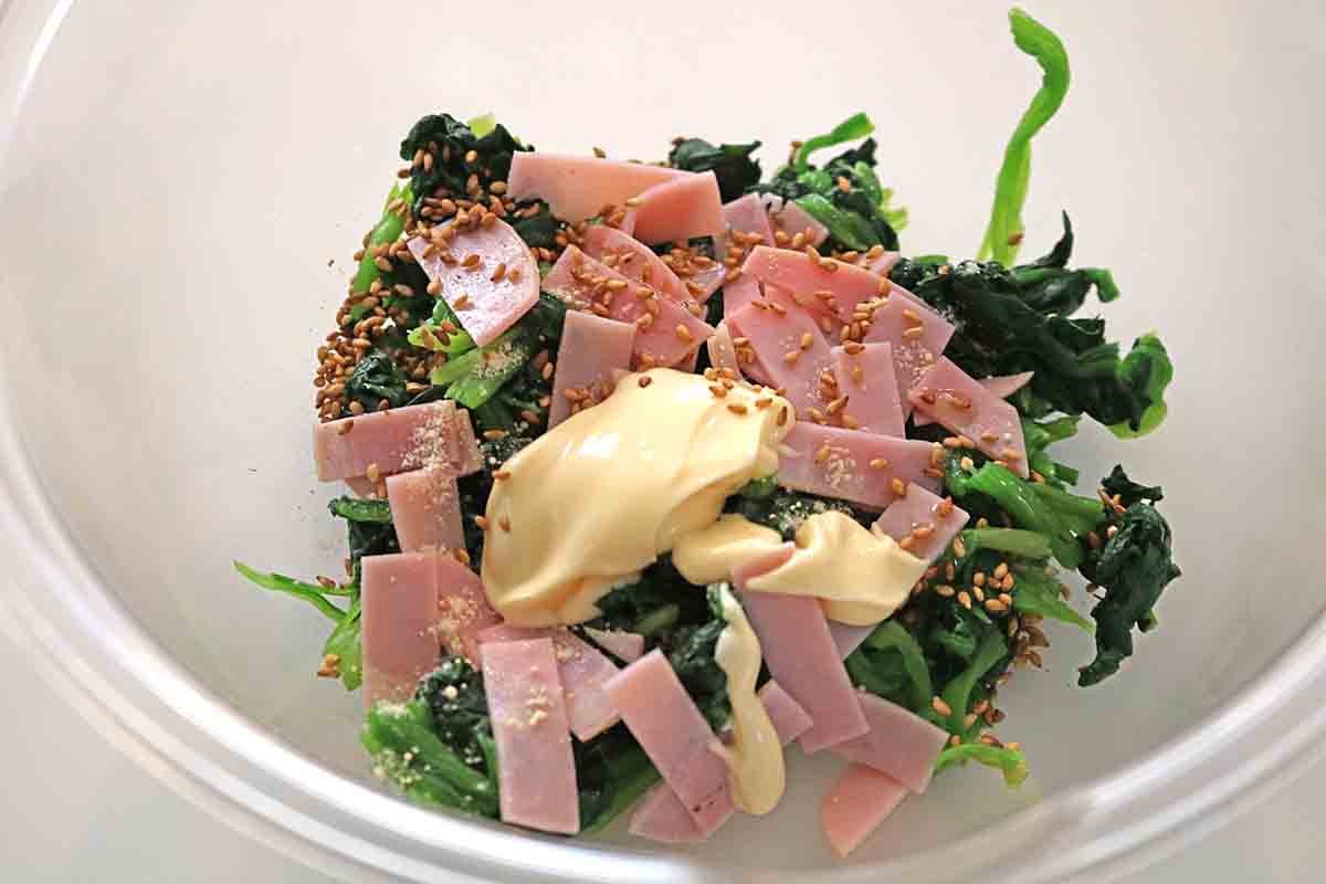 ほうれん草サラダ９