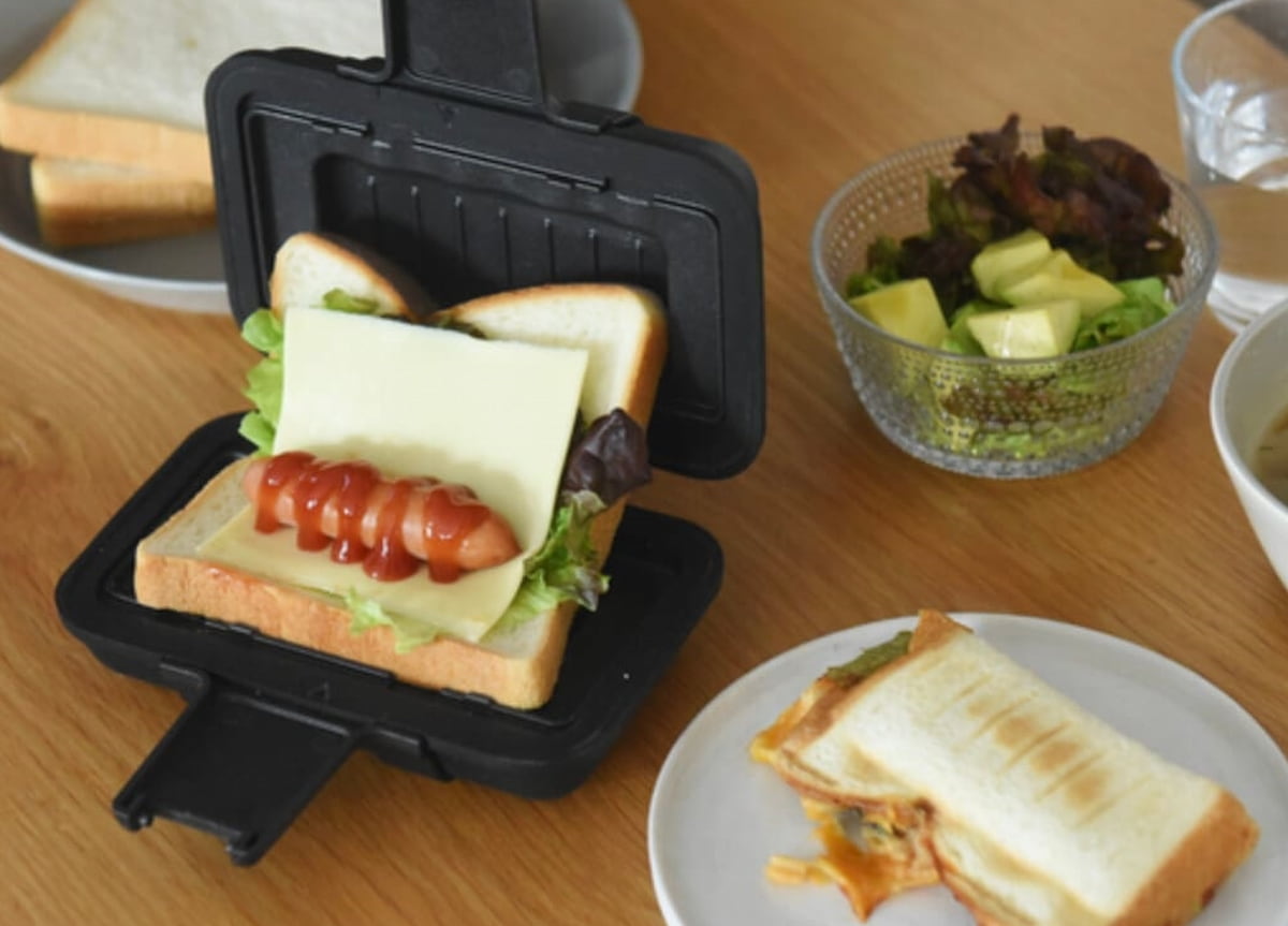 レンジで2分半！こんがり「ホットサンド」が作れる話題のレンジグリルが便利