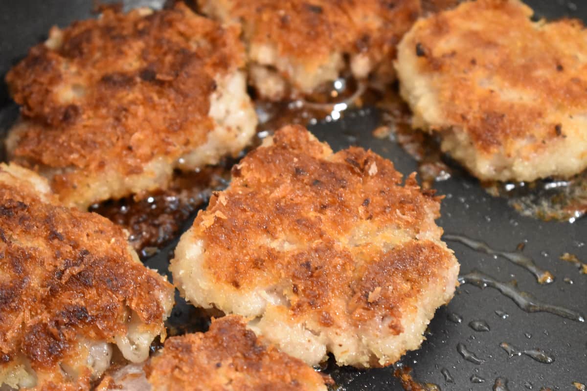 豚こまでワンパンとつかつ