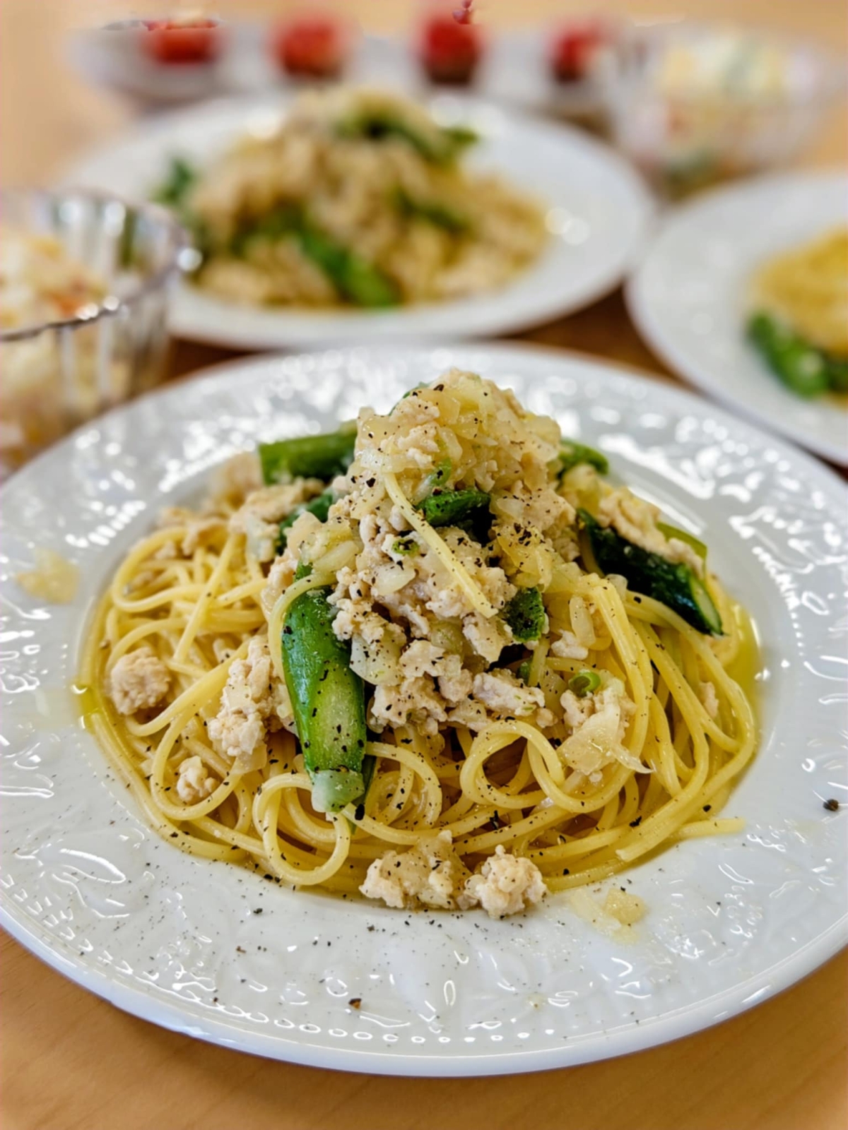 春野菜たっぷり！「鶏ひき肉とアスパラの和風パスタ」