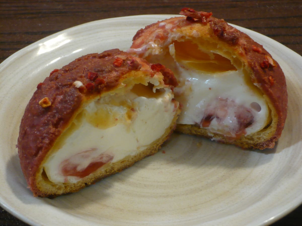 いちごのクッキーシュー3