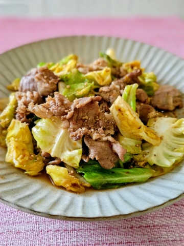 冷蔵庫にあるもので味付け失敗なし！「春キャベツと豚肉の甘辛炒め」