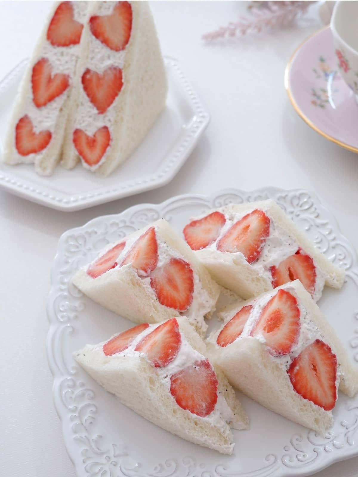 紅茶といちごのフルーツサンド