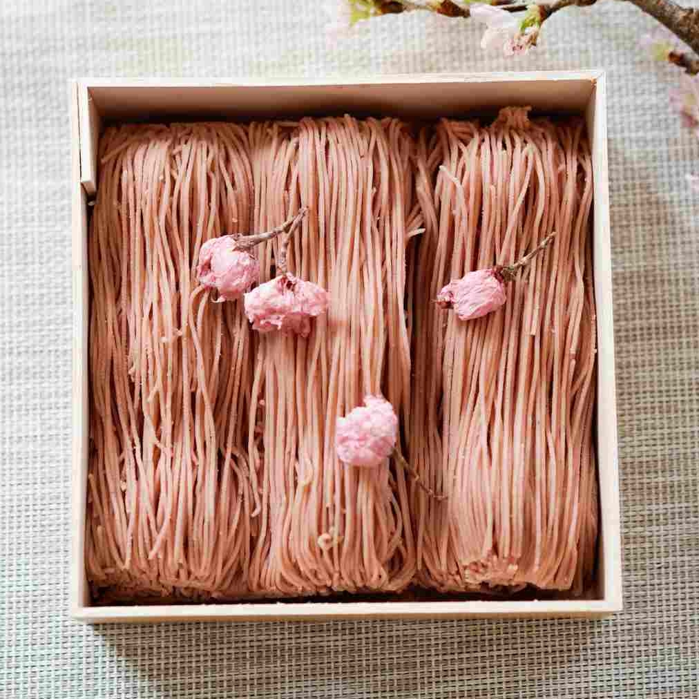 桜水晶<期間限定>/高級和栗モンブラン専門店いも栗カボチャ