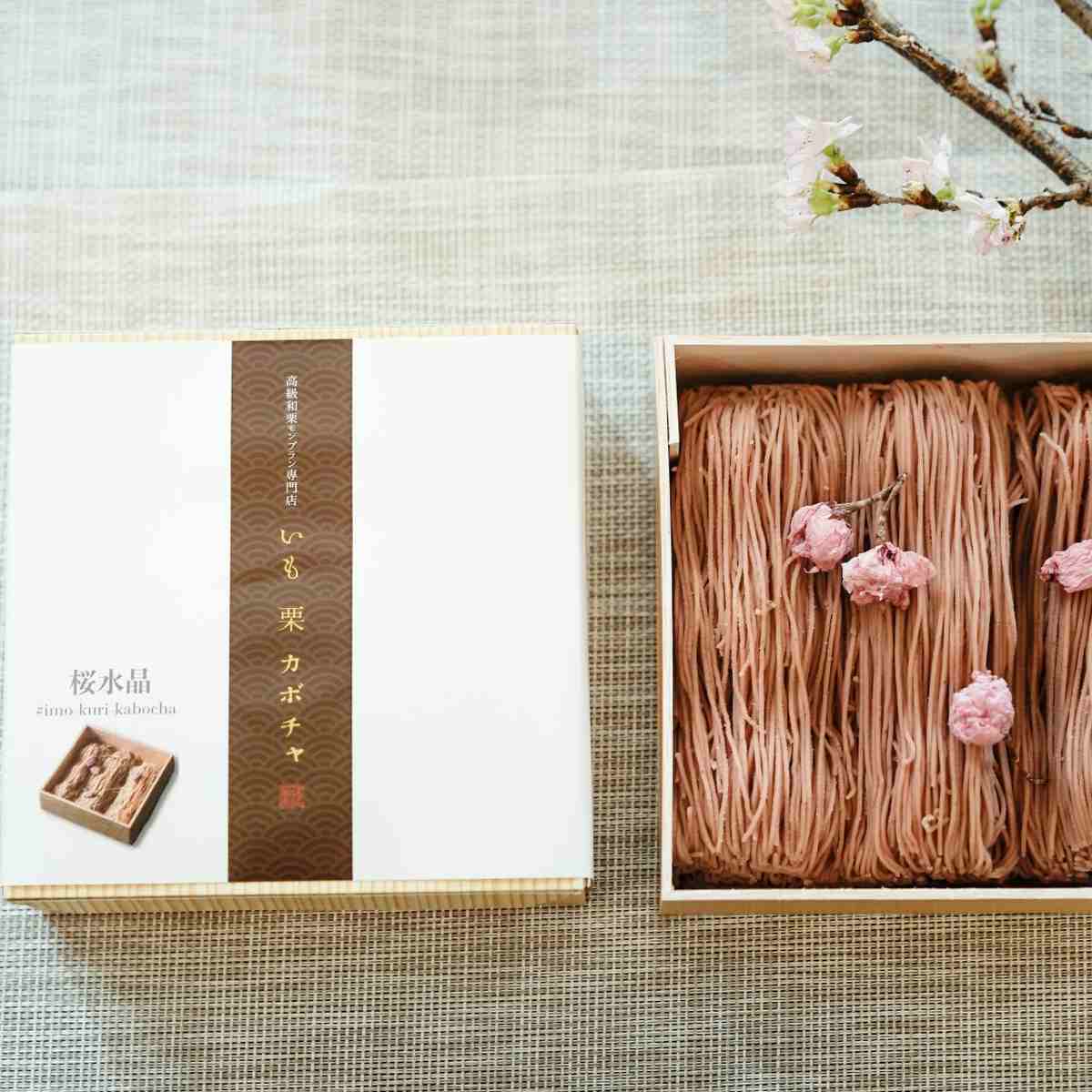 桜水晶と桜水晶のパッケージ