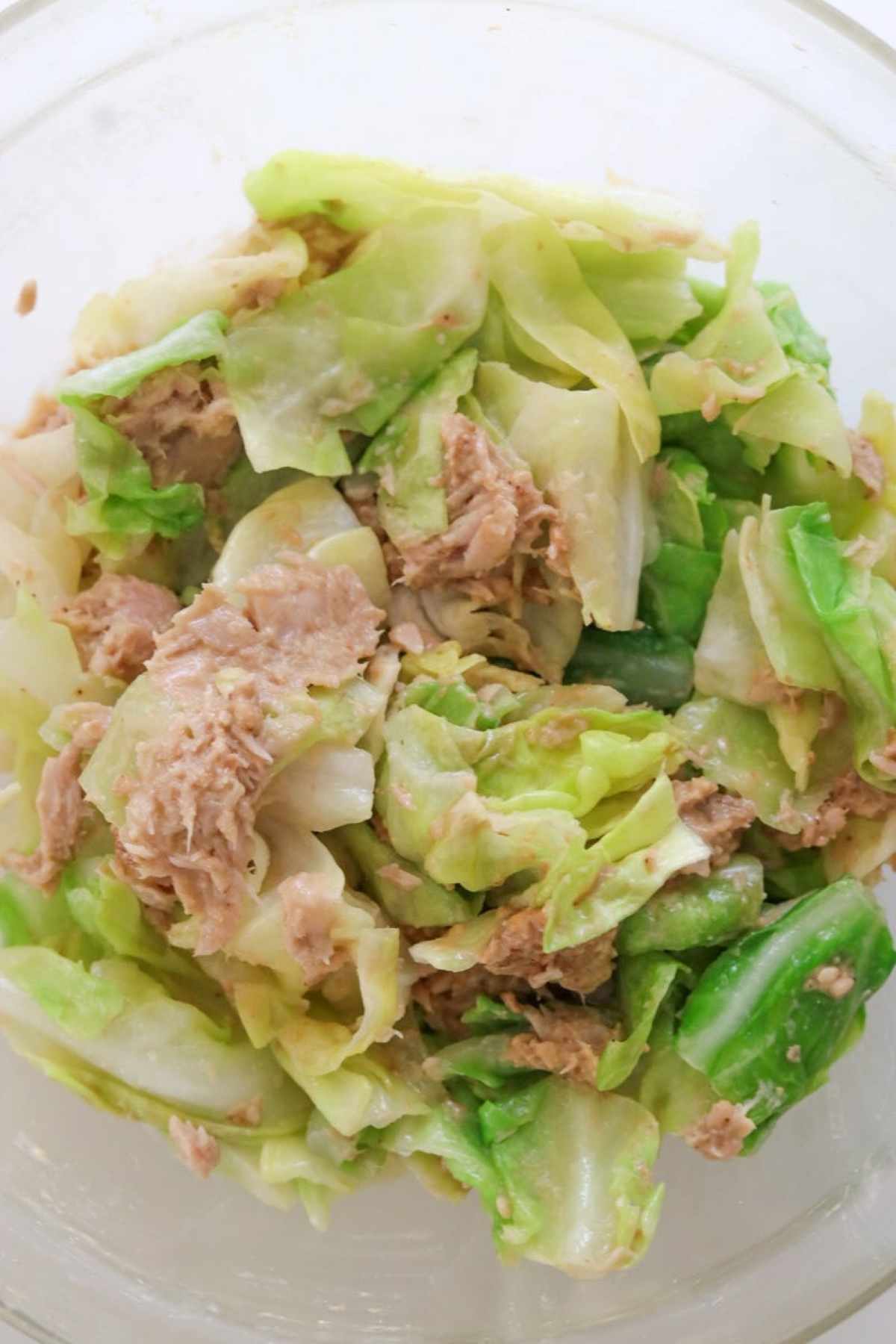 春キャベツとツナのごまマヨ和え