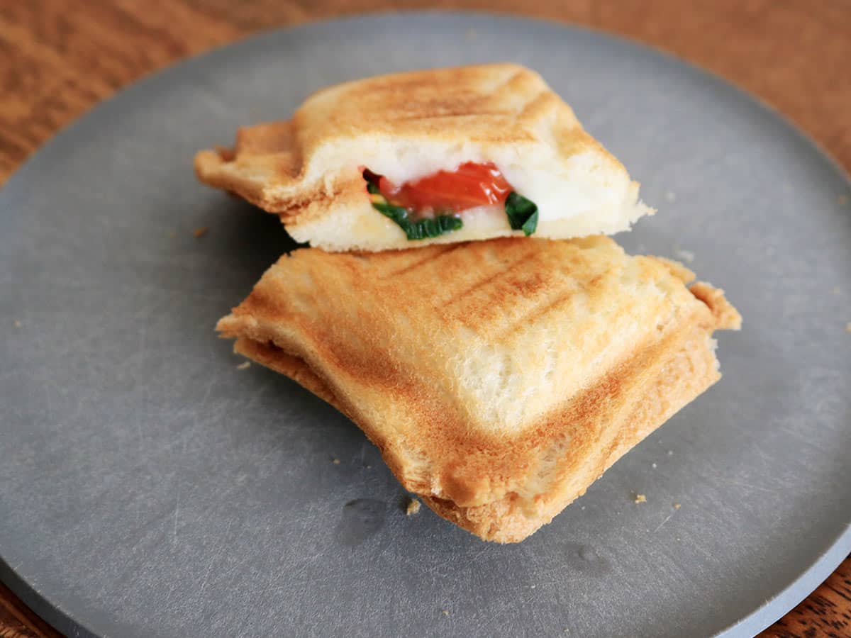 今日は何いれる？レンチンできる「ホットサンドメーカー」で作るアレンジレシピ４選