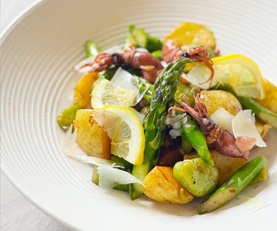 春を味わう！「たっぷり春野菜とほたるいかのペペロンチーノ」レシピ