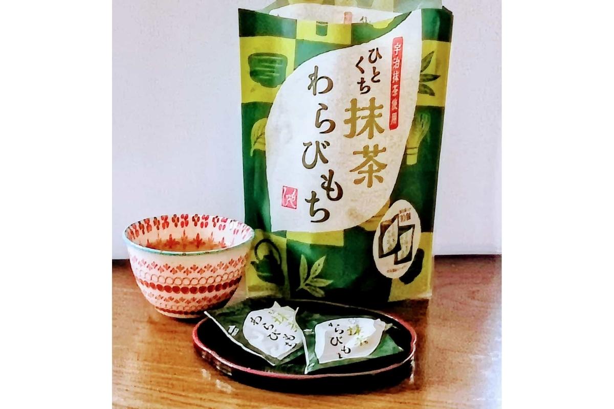 ひとくちサイズなのに大満足！カルディ「抹茶わらびもち」が本格的でおいしい