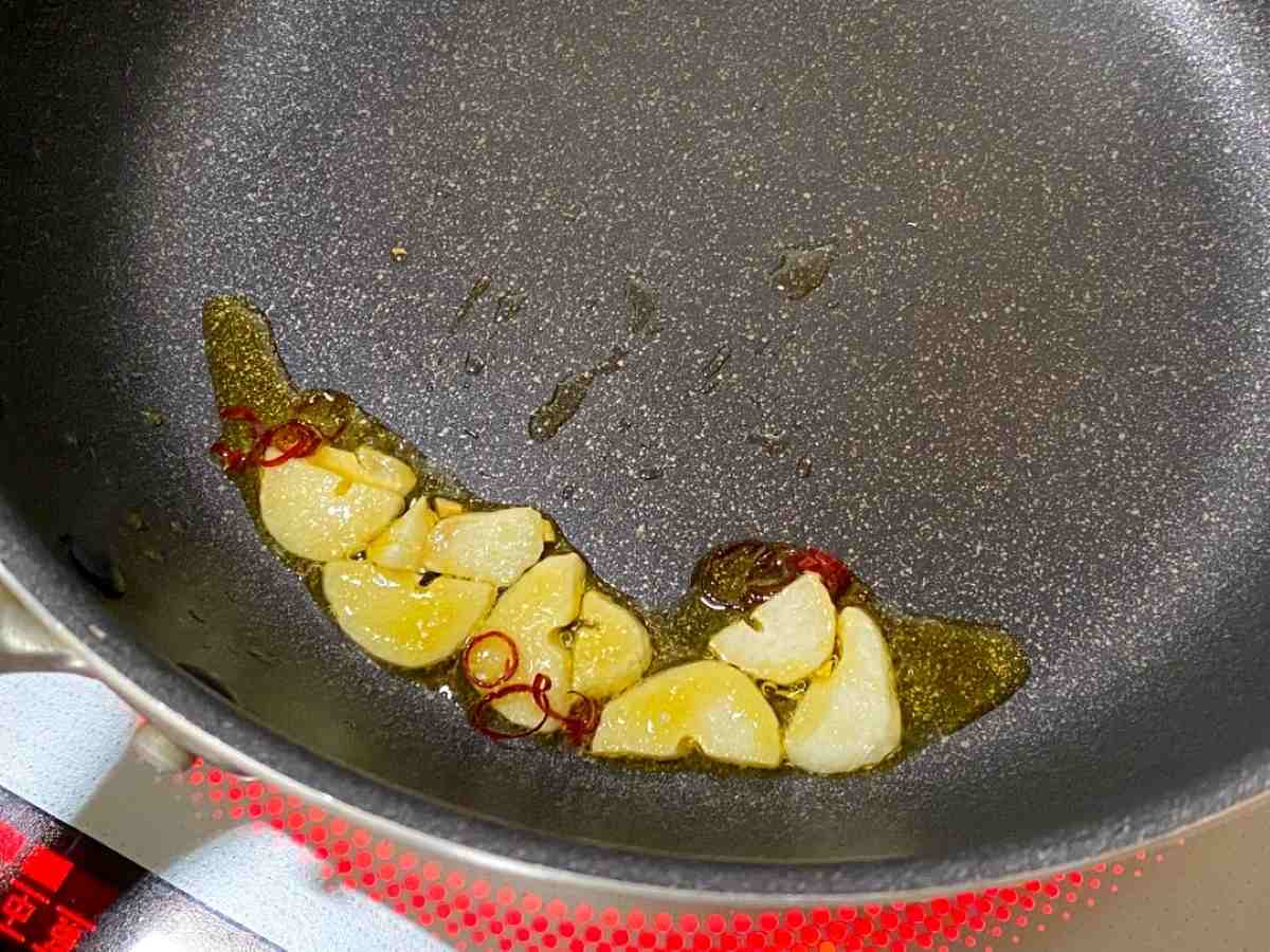 春キャベツと桜エビのペペロンチーノ