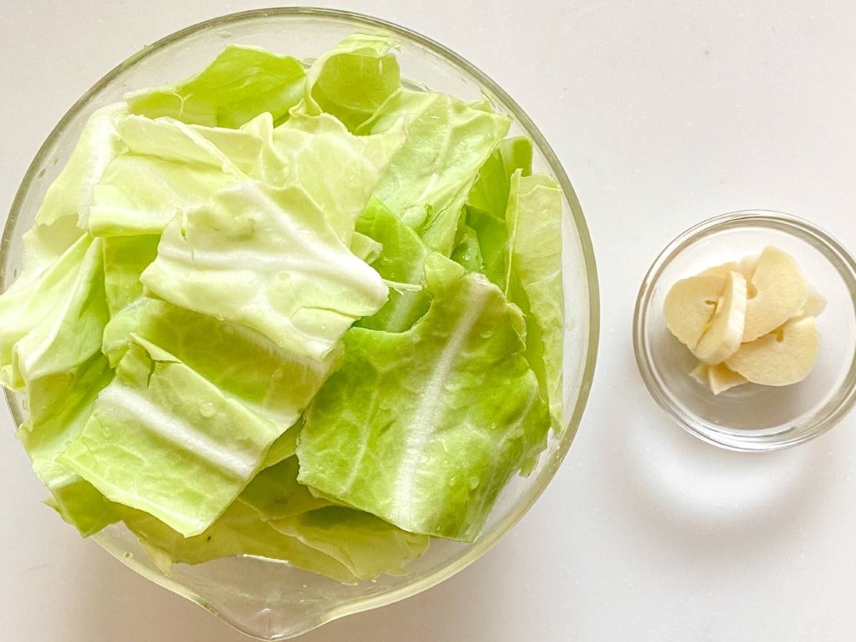 春キャベツと桜エビのペペロンチーノ