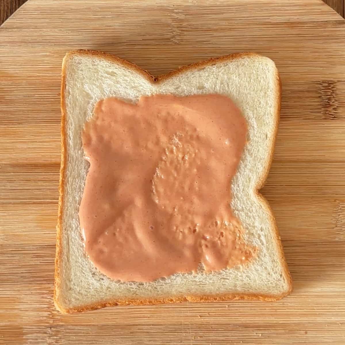 目玉焼き入り春野菜のホットサンド