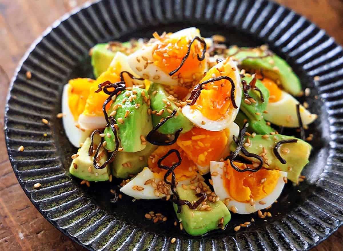 間違いないおいしさ！「アボカド×塩昆布」のごちそうレシピ