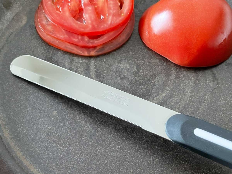 「これ1本で何でも切れる」料理研究家・井上かなえさんも毎日使う“テーブルナイフ”とは？