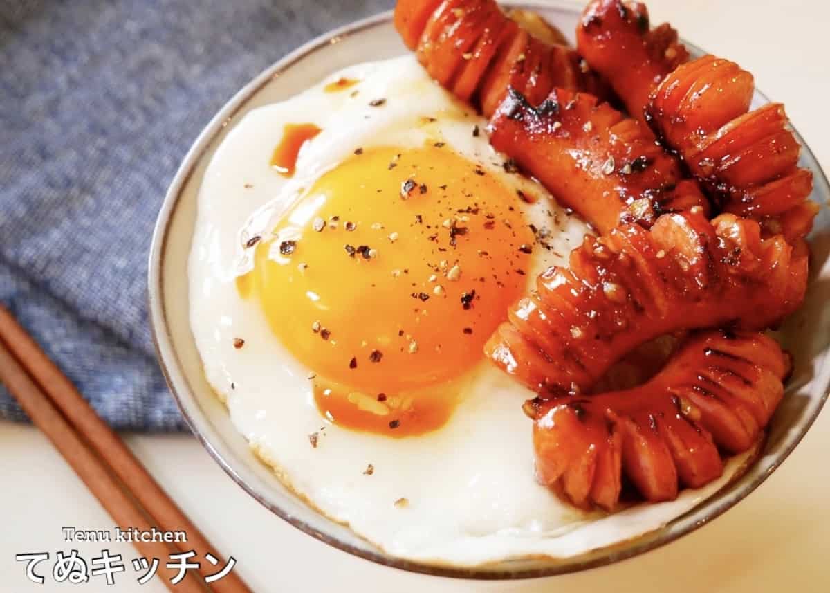 てぬキッチンさん ソーセージ ガリバタソーセージエッグ