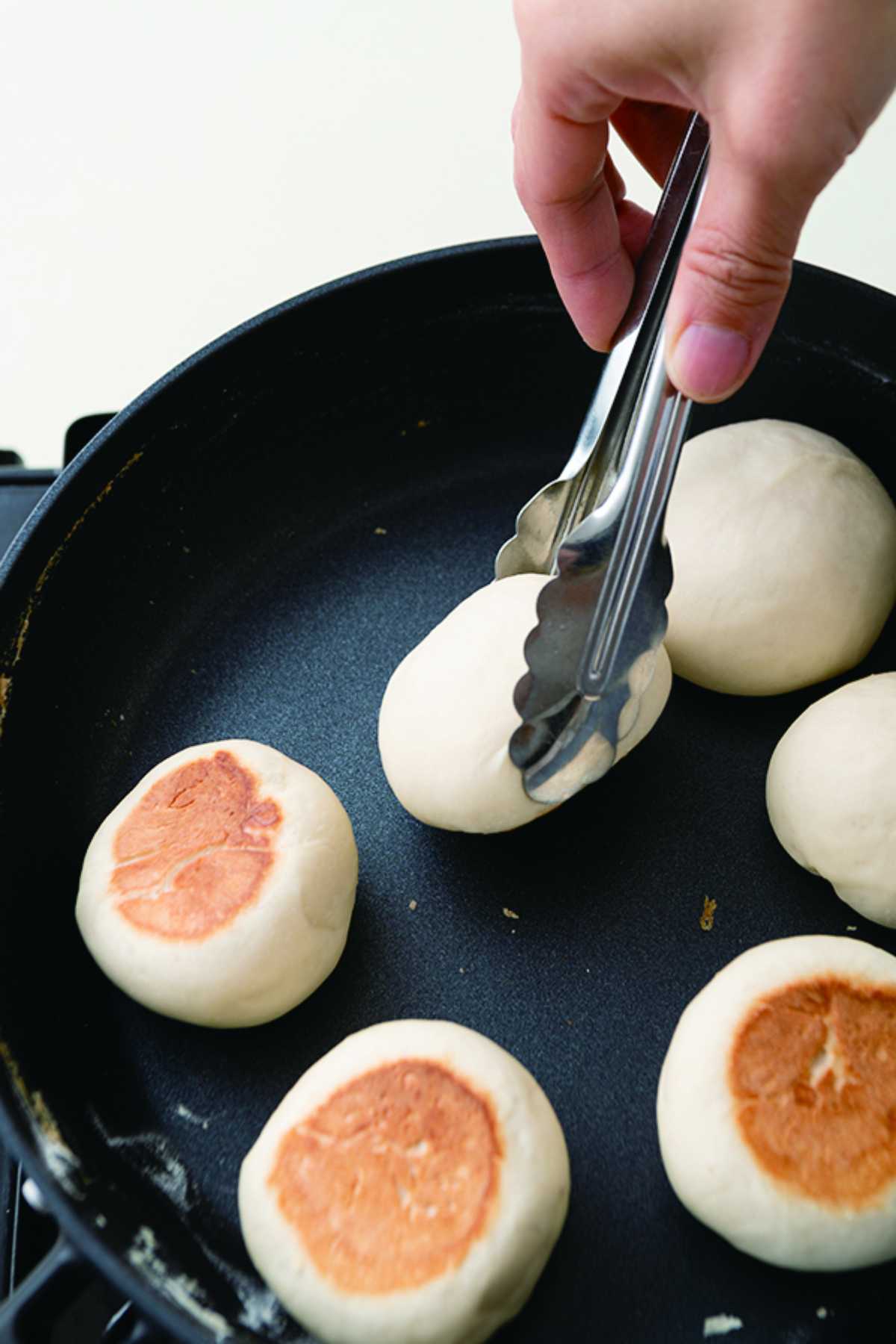 がんばらなくても、絶対おいしい!フライパンパン