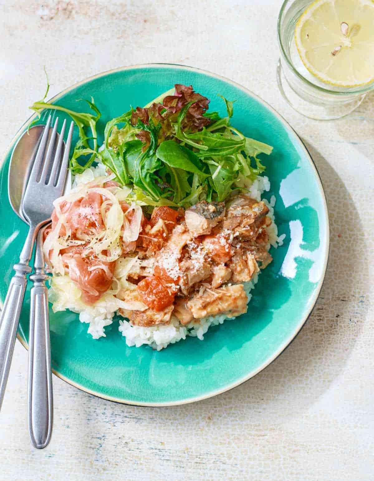 腸活なのに満足感すごい！さば缶のイタリアン丼が絶品