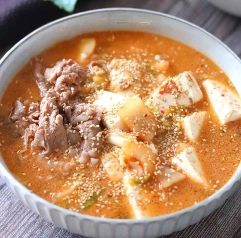 ヘルシーなのに満足感あり！「湯豆腐」アレンジレシピ