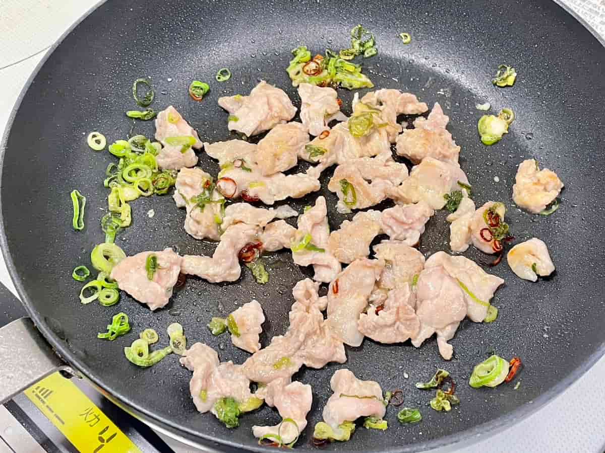 小松菜と豚肉の中華風ピリ辛炒め