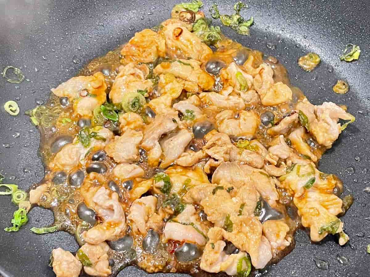 小松菜と豚肉の中華風ピリ辛炒め