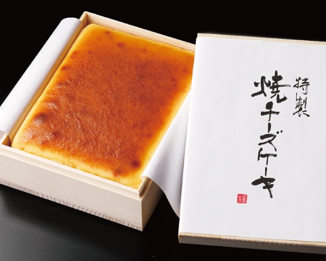 特製焼チーズケーキ【木箱入】／武蔵野茶房
