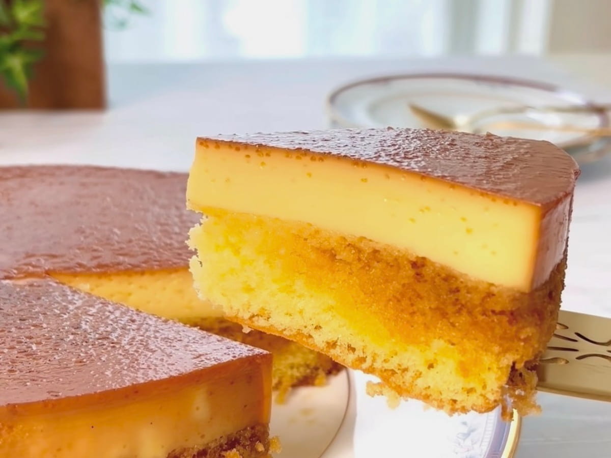 1つで2つのおいしさ♪「絶品プリンケーキ」