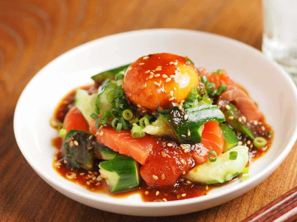 焼肉のたれで簡単！「刺身のユッケ風アレンジ」4選