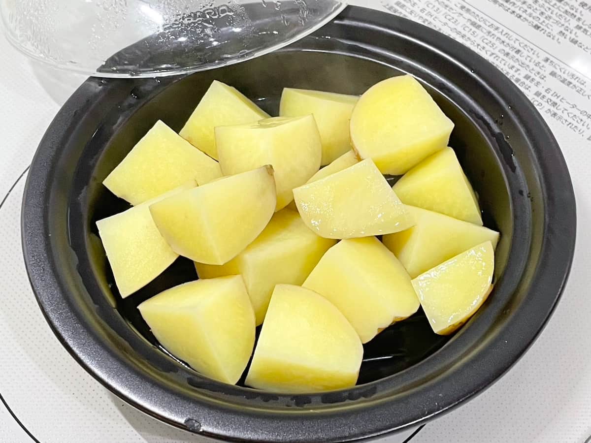 牛肉とホクホク新じゃがのコク旨オイスター炒め