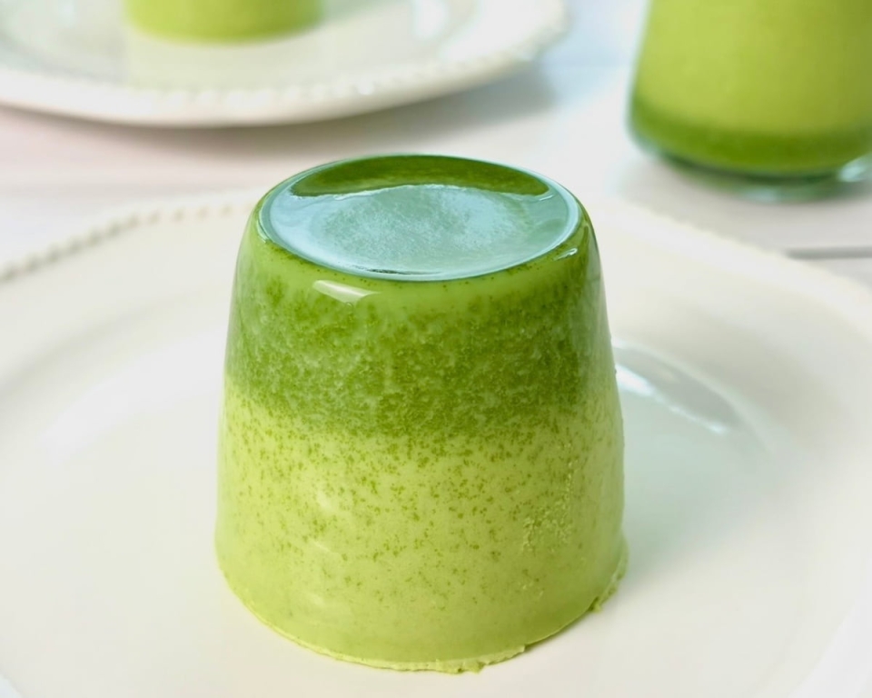 レンジで簡単♪ぷるぷる濃厚「抹茶ババロア」