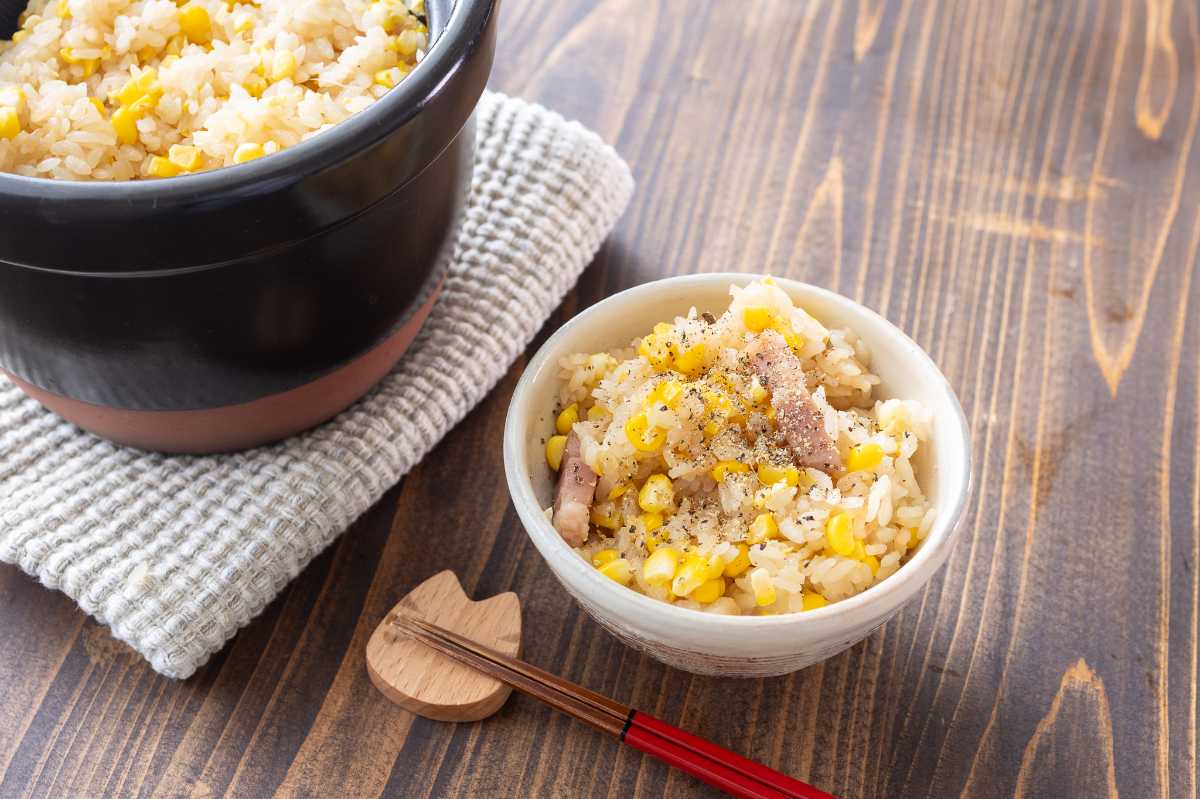 「とうもろこしとベーコンのバター醤油ごはん」レシピ