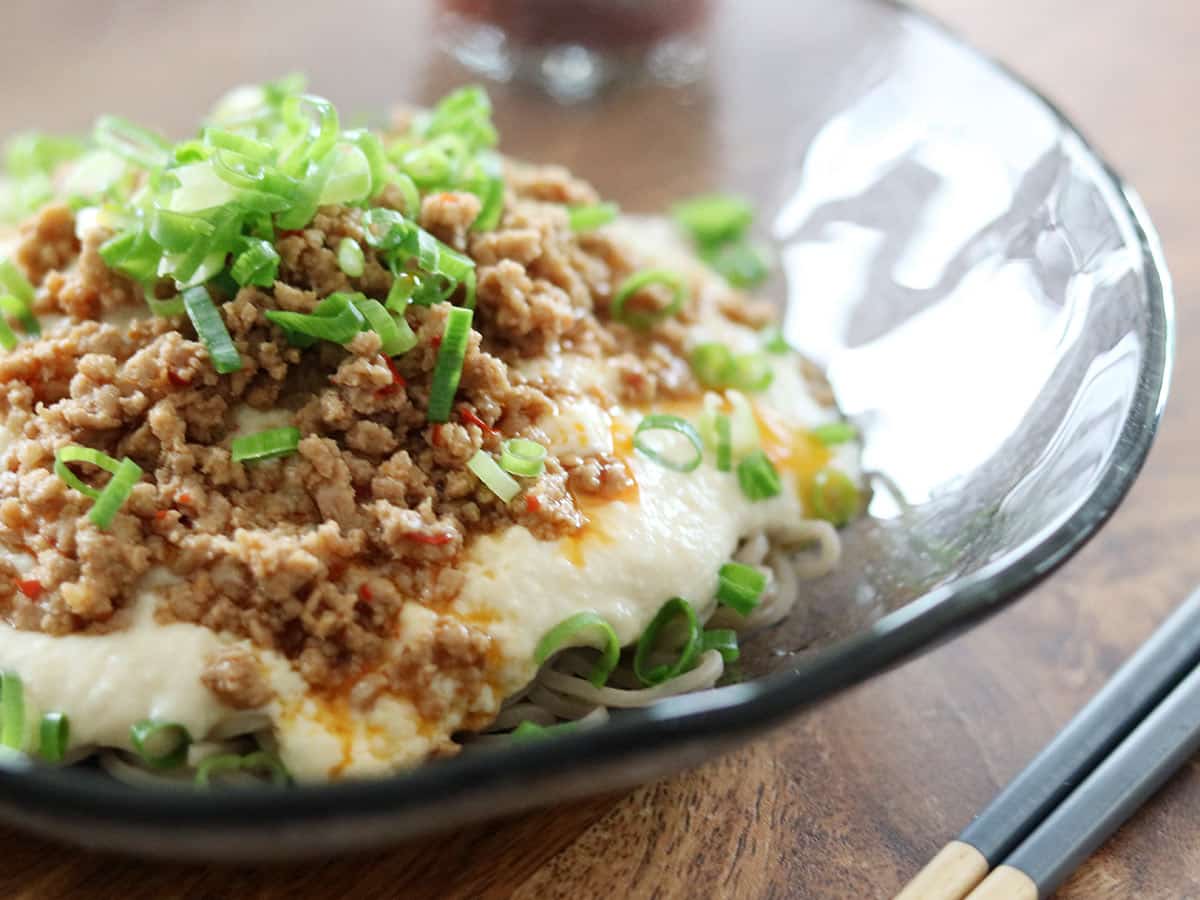 そうめんに飽きたら！食欲そそる「冷たいそばアレンジ」3選