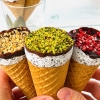 ザクザク食感がたまらない♪「クッキー＆クリームコーン」